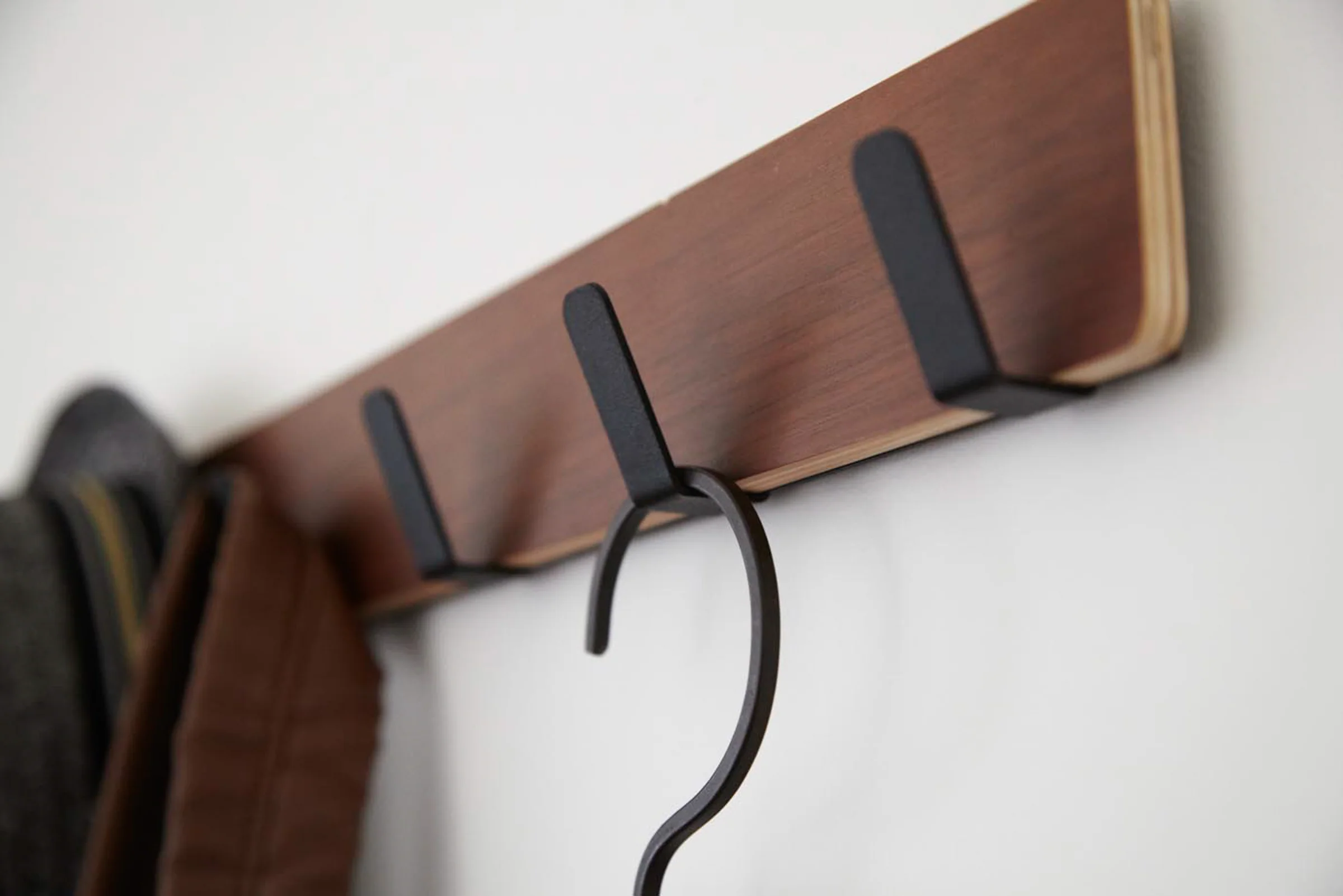 Over-the-Door Rack - Wood - Image 7